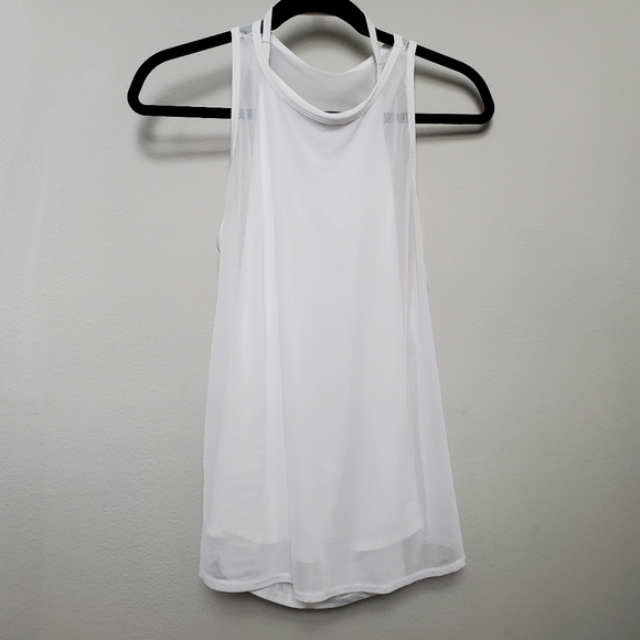 Fabletics Aubrey tank - Picture 4 of 5